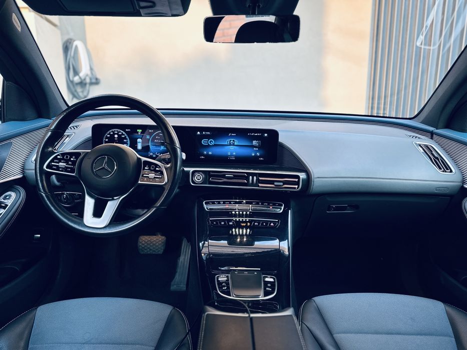 Mercedes EQC 400 4x4 2022 pret fara TVA