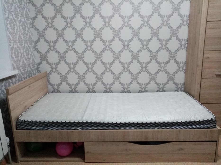 Продам кровать в хорошем состоянии.