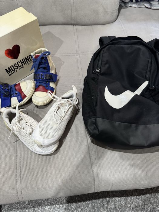 Лот Nike Moshino - 25лв.