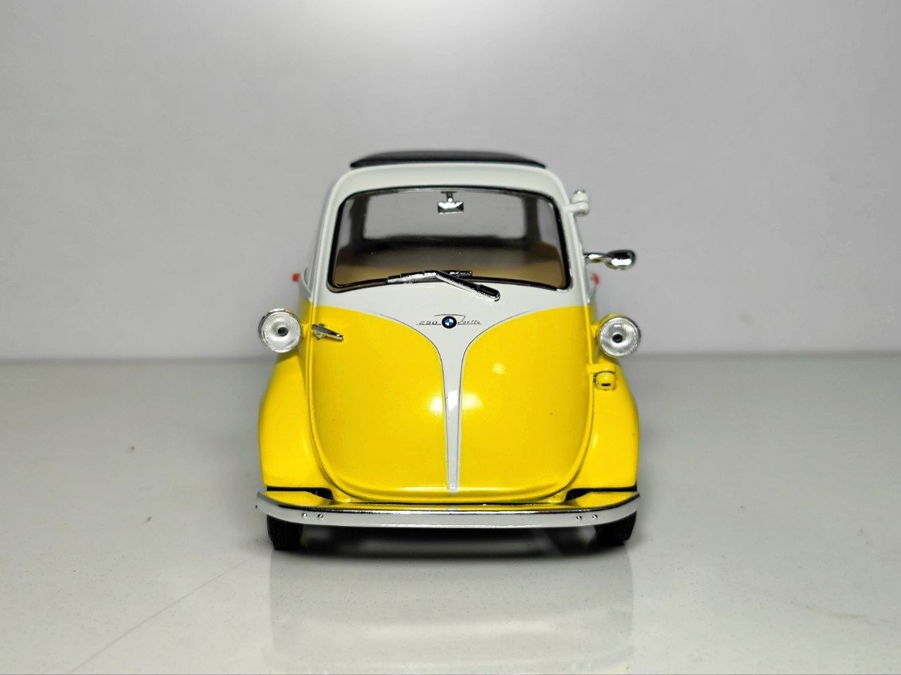 BMW isetta 1:24 коллекционная масштабная модель - Доставка