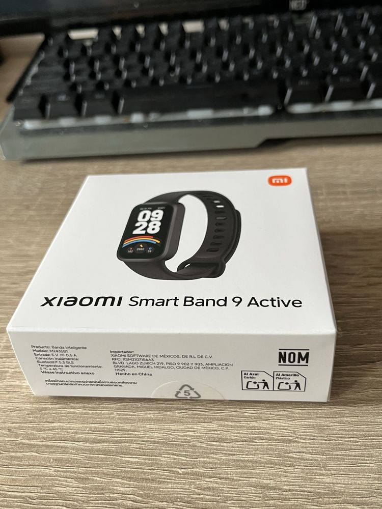 Смарт гривна: Xiaomi Smart Band 9 Active