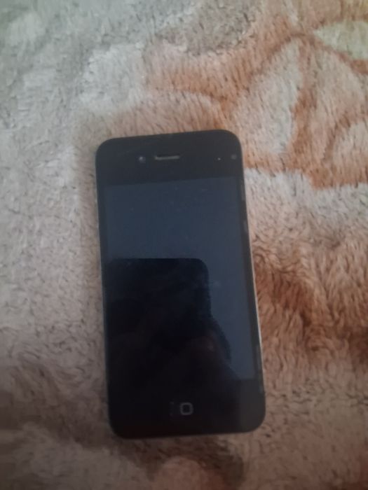 IPhone 4 на запчасти