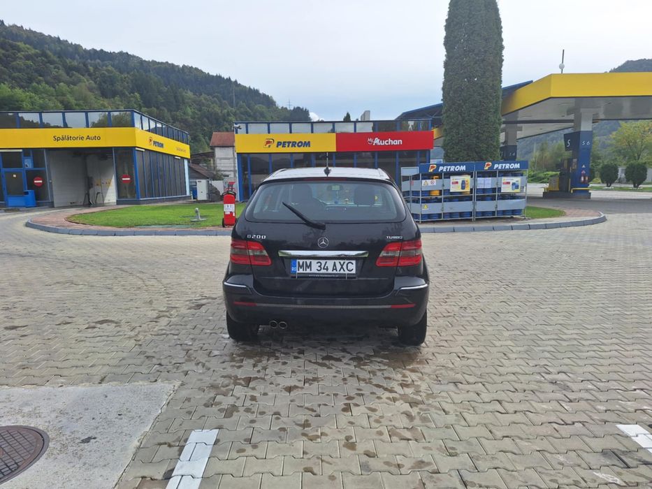 Merecedes bezina 200B clas