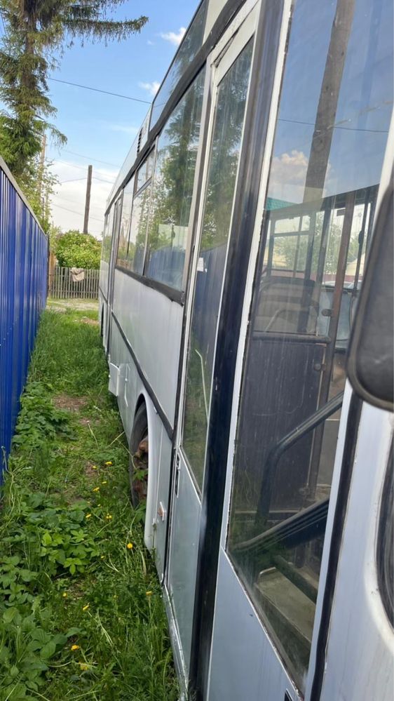 Автобус Мерседес