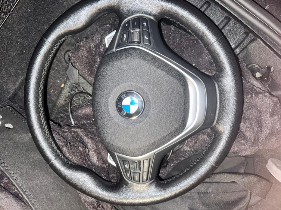 Volan Bmw F30 Spot cu Padele si distronic