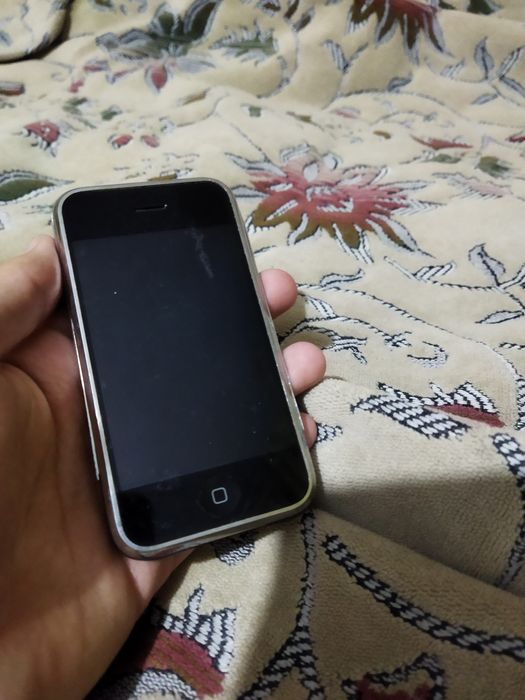 IPhone 2g не в рабочем состоянии