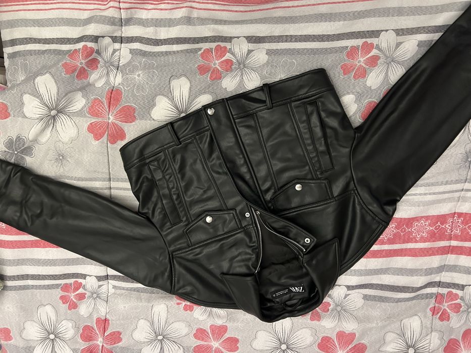 Кожено ново късо яке зара