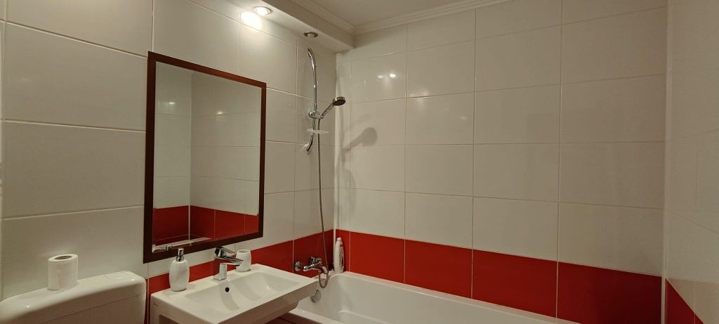 Cazare regim hotelier apartament 3 camere zona Tineretului