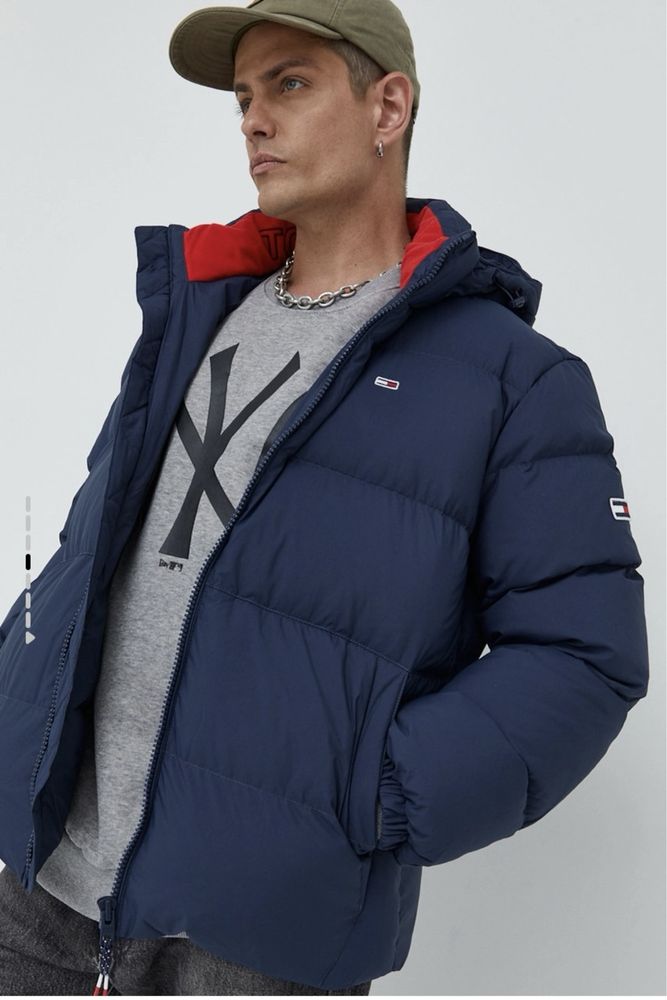 Яке Tommy Jeans с гъши пух.