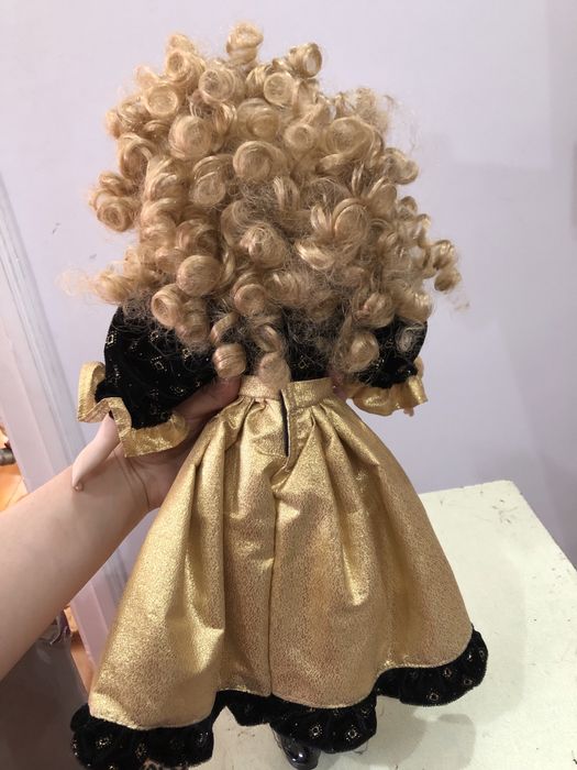 Винтажное керамическая кукла