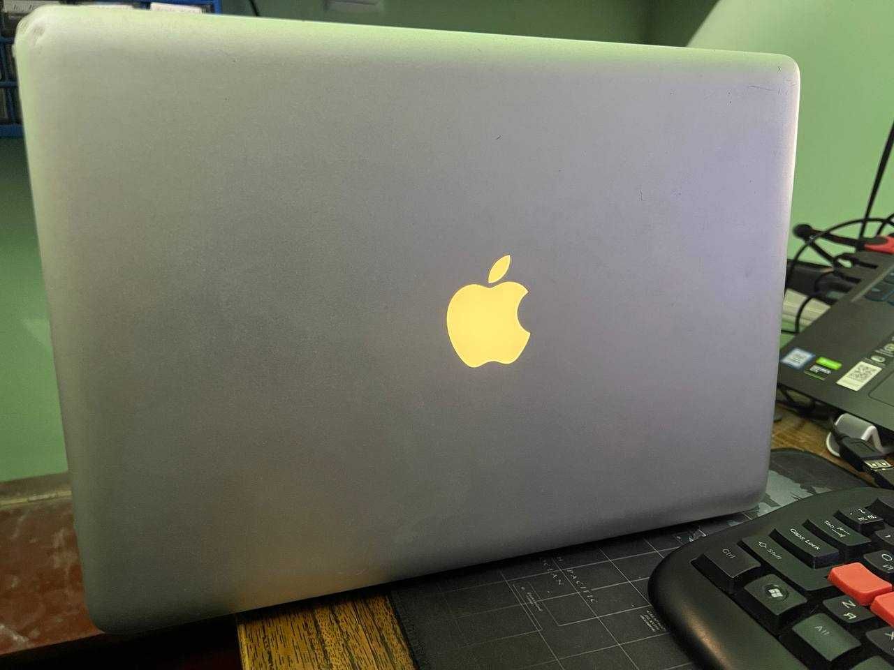 Macbook Pro 2011 i5/6/256 SSD bez akumlator