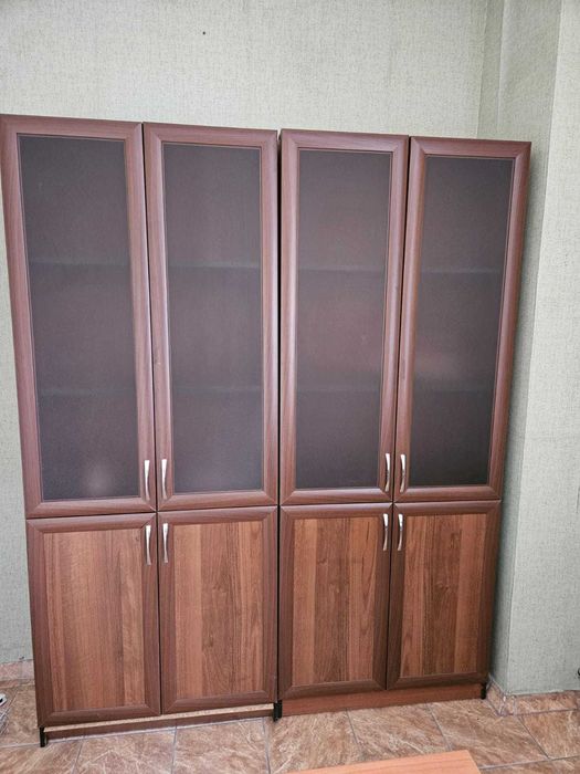 Офисная мебель - шкафы, пенал