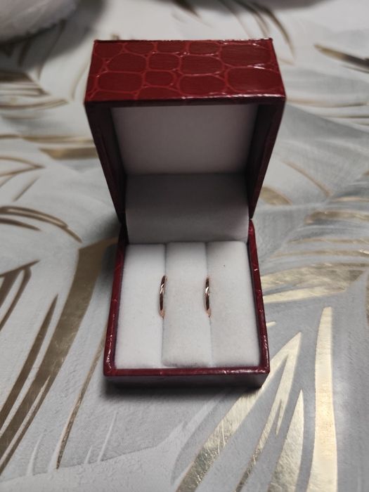 Золотые сережки серьги девушки женщины девочки