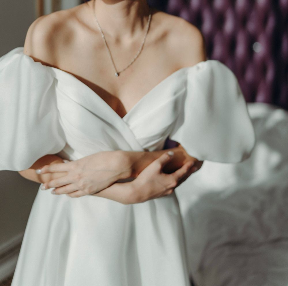 Свадебное платье минимализм S 42-44 Алматы