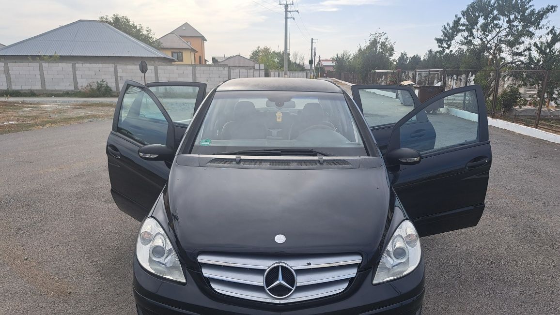 Mercedes B class