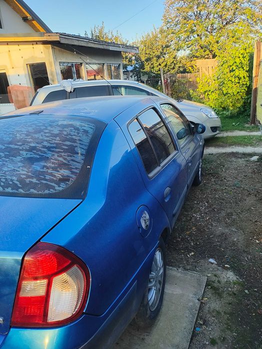 Renault clio 1.5 dci.