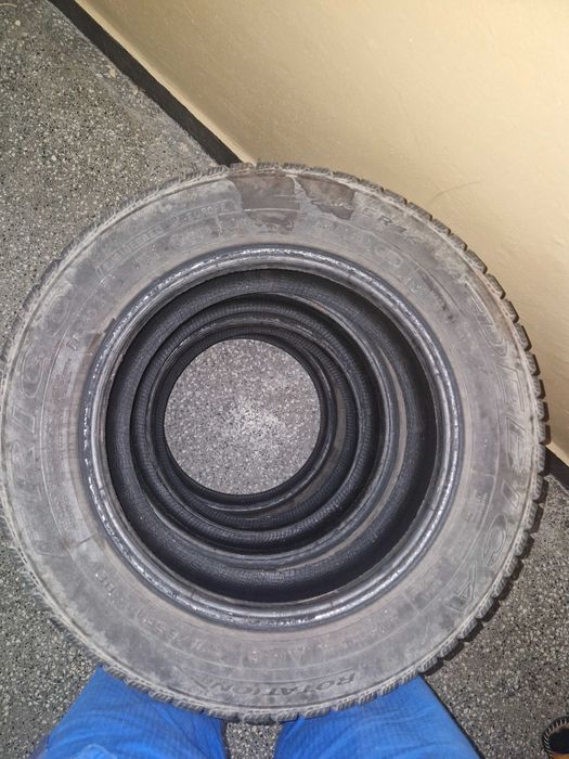 Гуми DEBICA 175 65 R14 Зимни