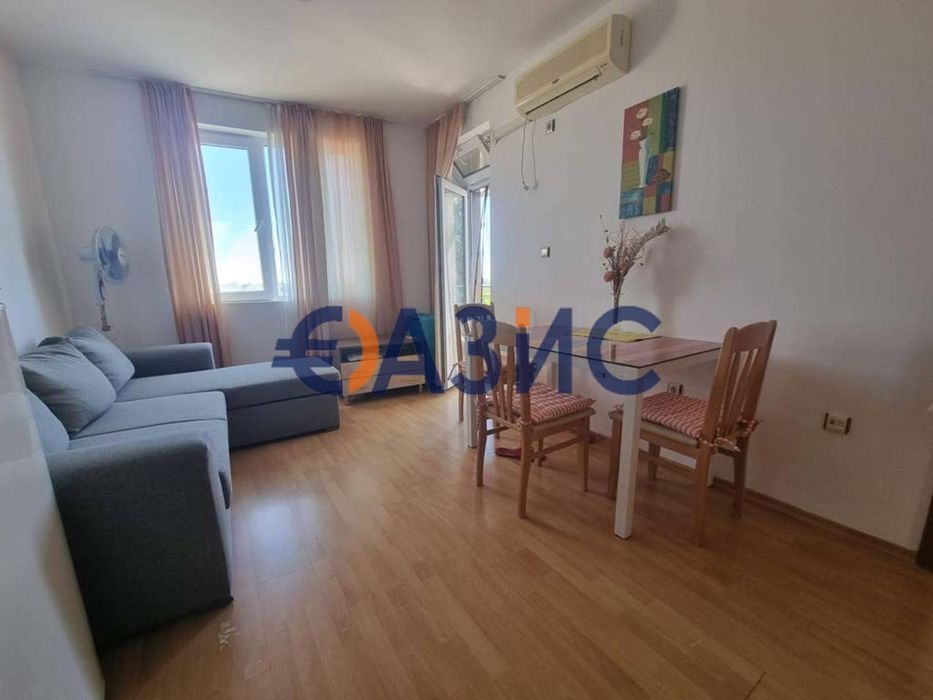Продава се Тристаен апартамент в к.к. Слънчев бряг - 78 кв.м за 770 €/кв.м - Снимка #3