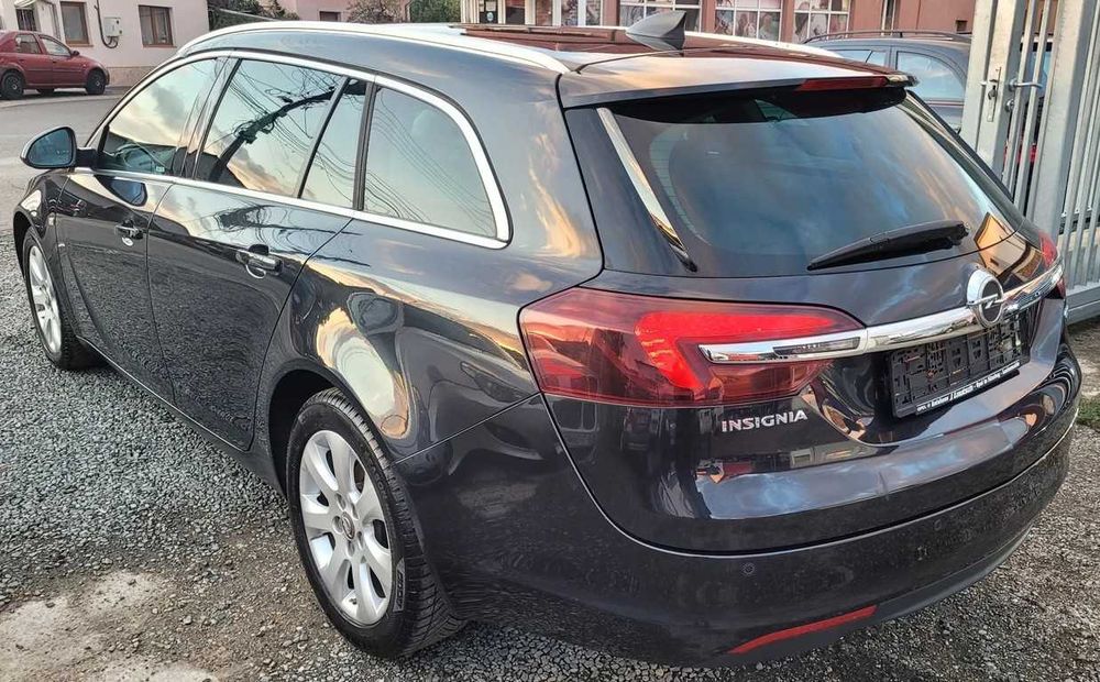OPEL INSIGNIA 1.6 CDTI/136 cp*EURO 6*2016*Xenon*recen inmatr.RO*FISCAL