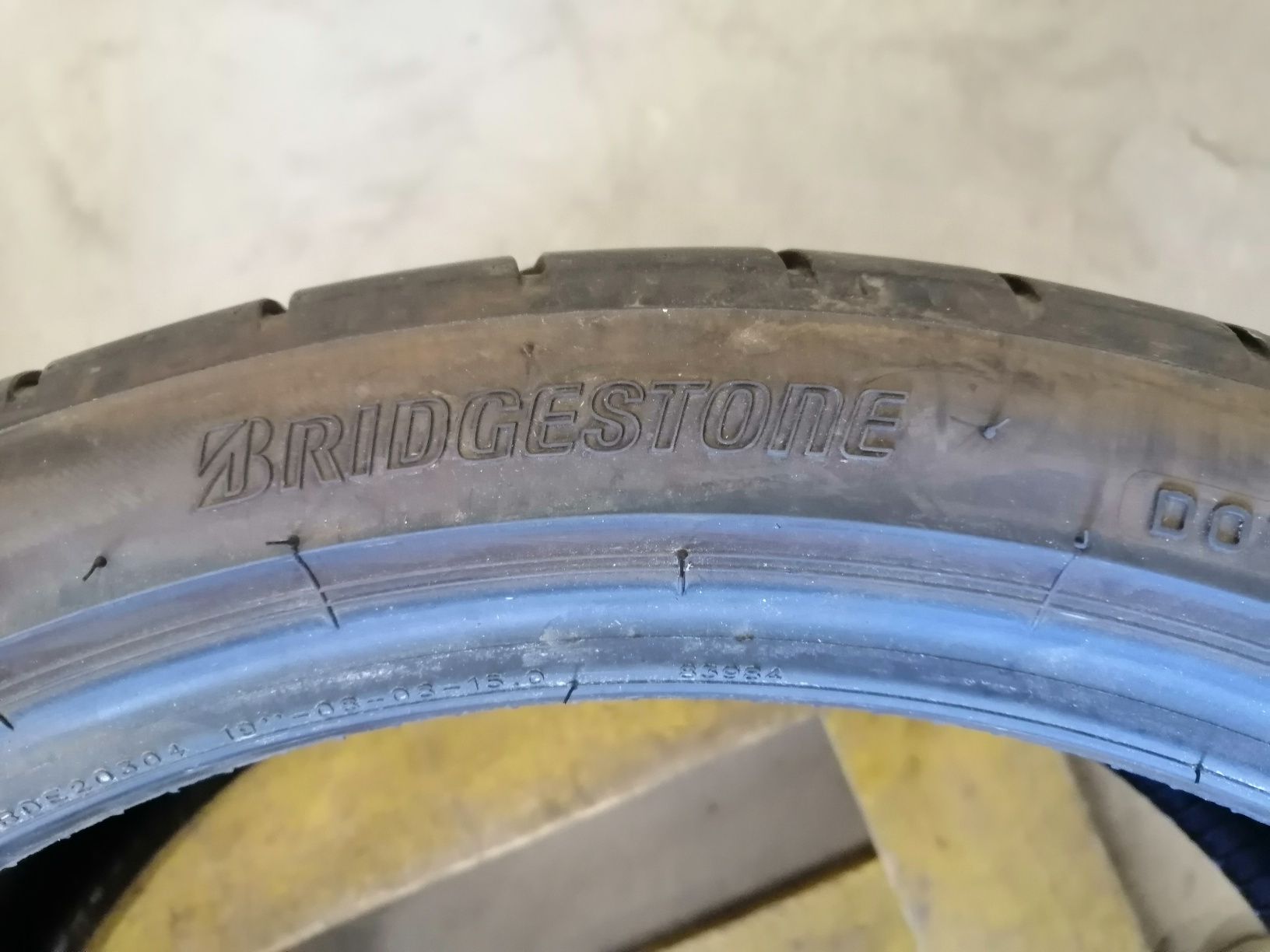 2бр Летни гуми 235/35/18 Bridgestone (2022)