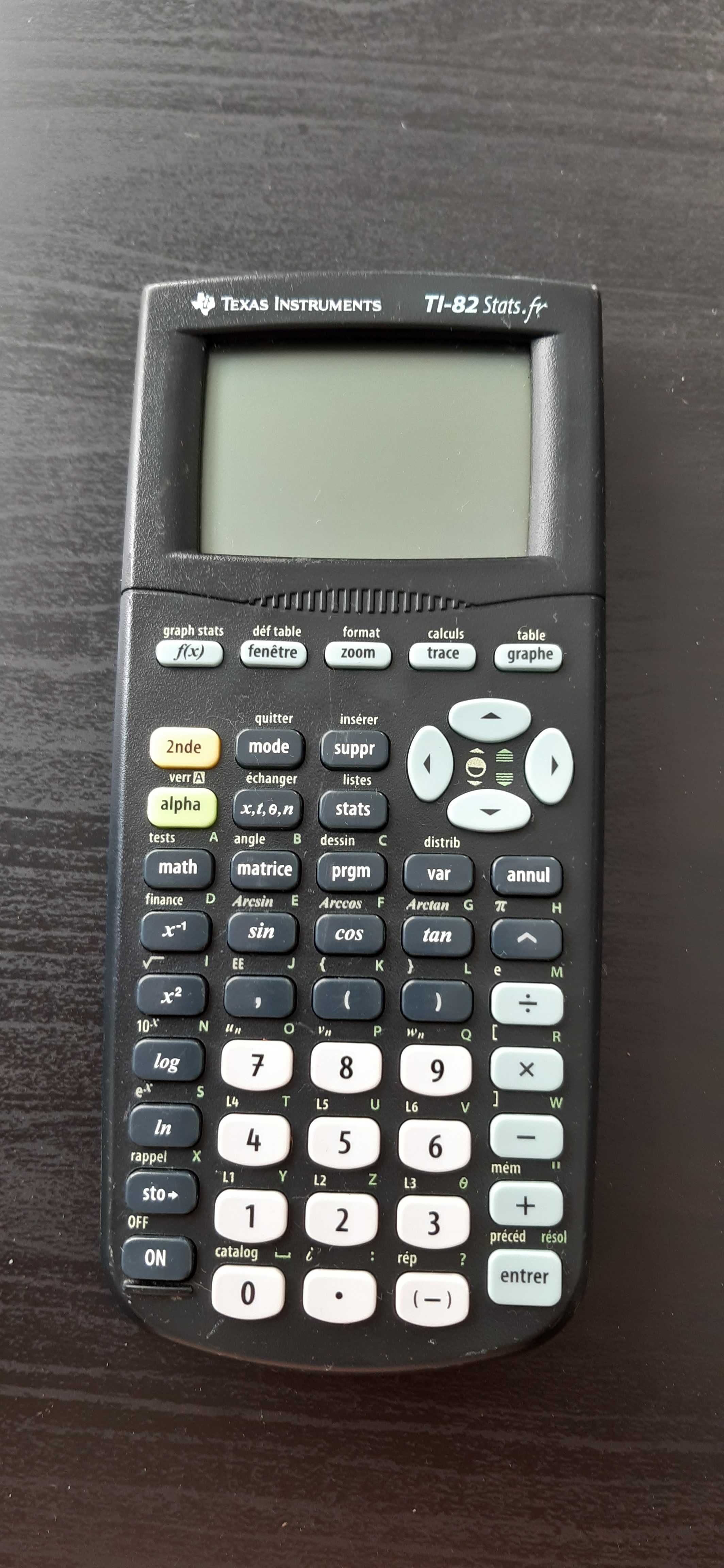 Calculator stiintific cu functii grafice Texas Instruments TI-82 Stats