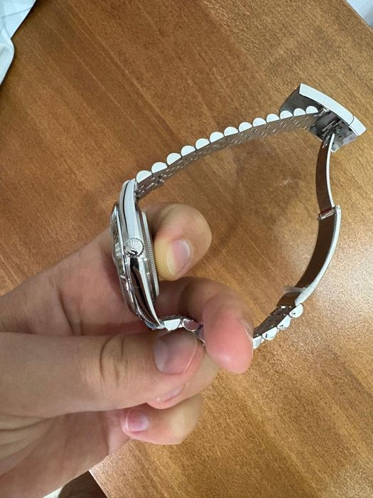 Ceas Replica , pt detalii mesaj în privat