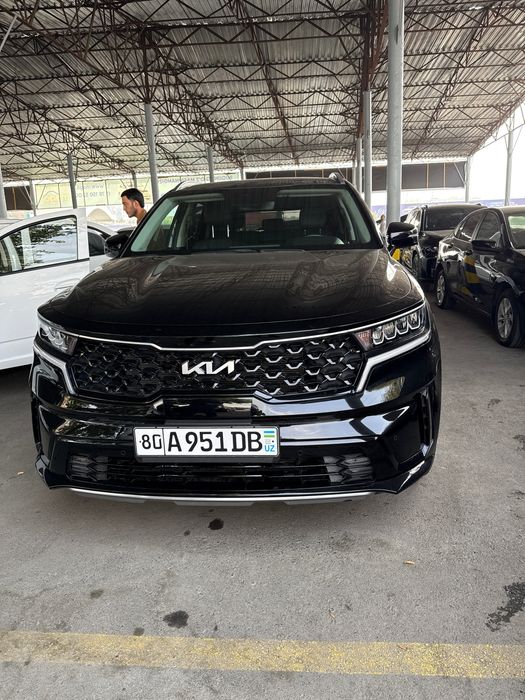 Kia sorento.  2023. Yil