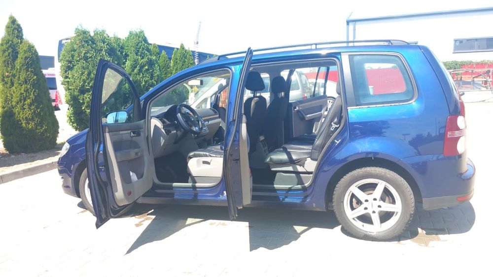 Vand urgent vw touran an 2009 motor 1.9
