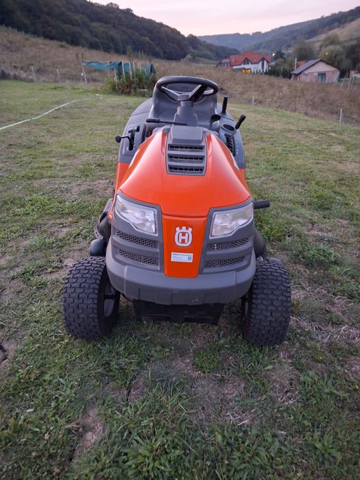 Tractor tuns iarba Husqvarna TC 38 – 2018/Briggs & Stratton/Germania