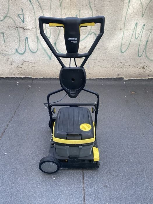 Подопомистваща машина Karcher BR 40/10 C