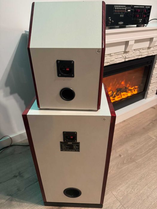 Boxe REK fabricate in Romania 200W