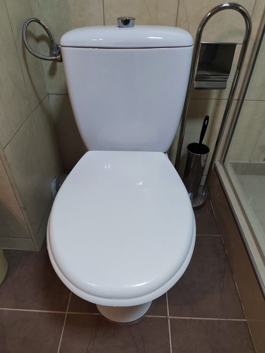 13 Seturi WC + rezervor