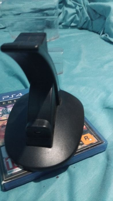 Vand Play Station 4 1TB