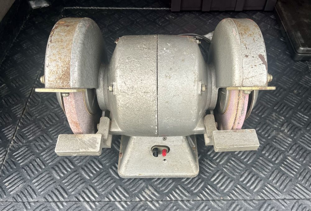 Руски Шмиргел УХЛ4