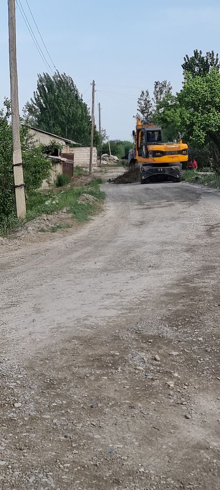 Екскаватор сотилади