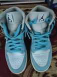 Air Jordan 1 SE Mid Ice Blue