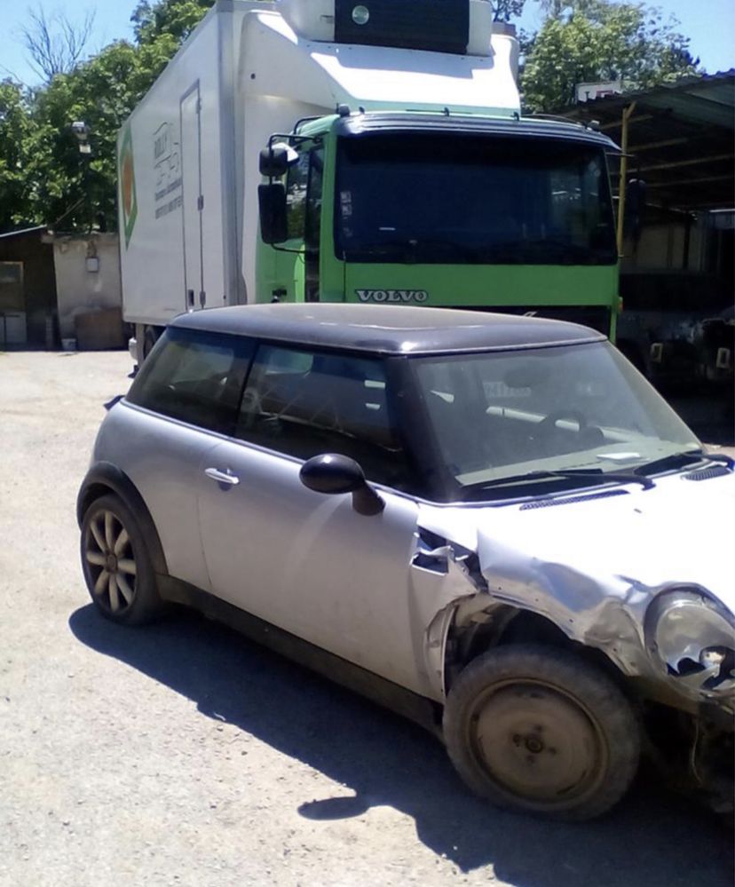 Mini cooper на части