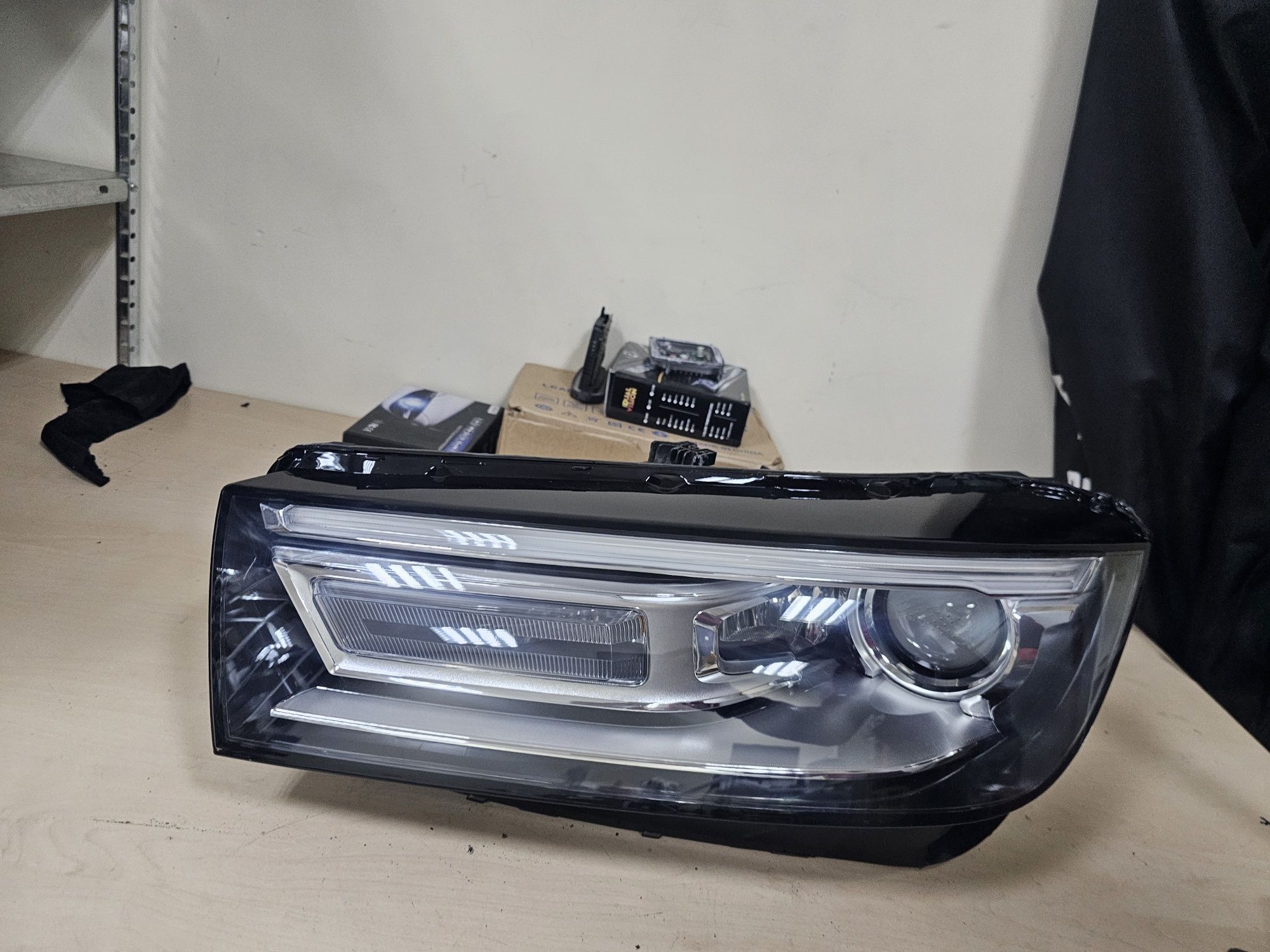 Ляв фар Audi Q5 lqv far ауди кю5