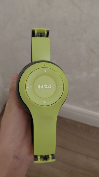 Yangi simsiz Bluetooth Navushnik ( Limon rang)