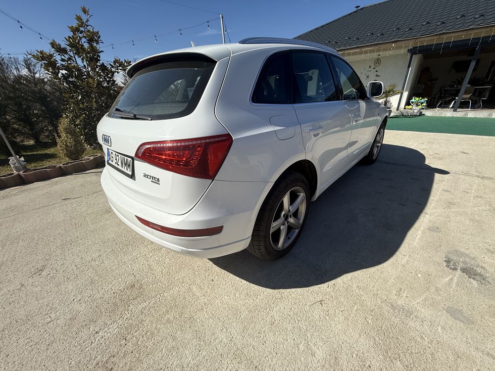 Audi Q5 quattro automat 2010