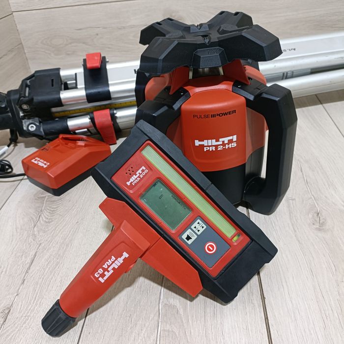 Laser profesional rotativ Hilti PR 2 HS fabricatie 2024 cu trepied