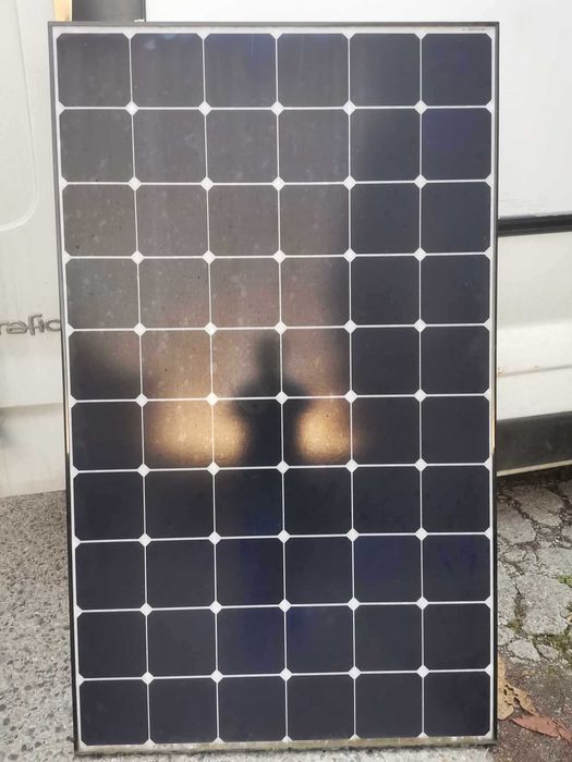 Panouri solare LG