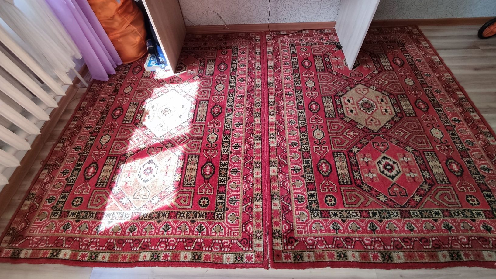 Продаются два ковра из чистой шерсти