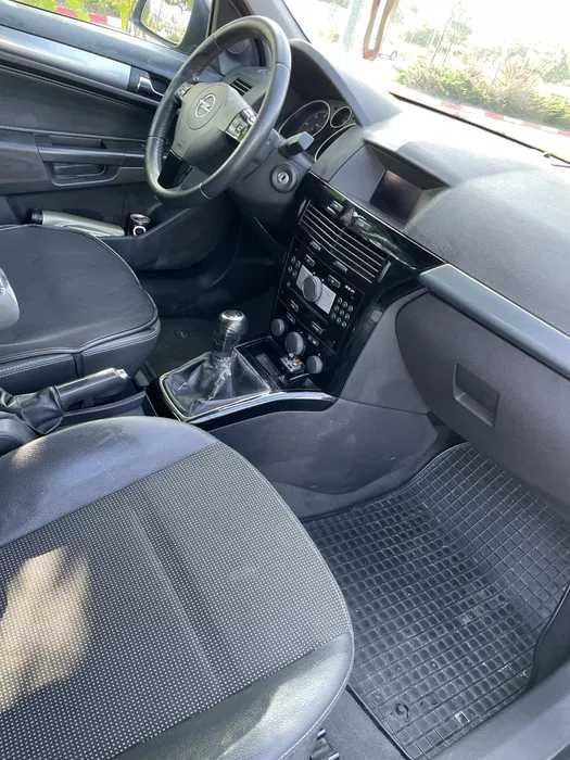 Opel Astra 1.7 110CP 2010