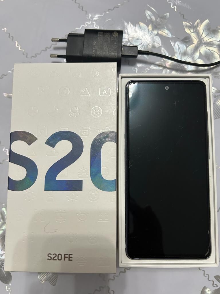 Samsung S20 FE сатылады