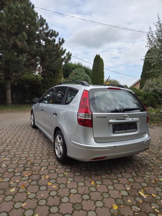 Hyundai 130 2011 euro 5 cu GPL