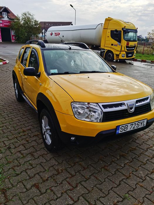 Dacia Duster 1.6 i