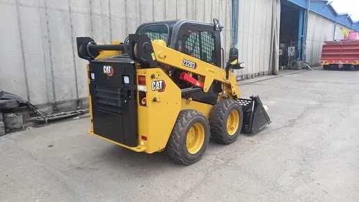 Inchirieri utilaje miniexcavator,miniincarcator,cilindru compactor.