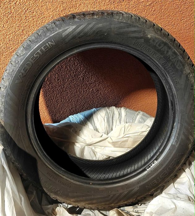4 бр. Всесезонни Гуми Vredestein Quatrac 195/55 R16 87H DOT0921