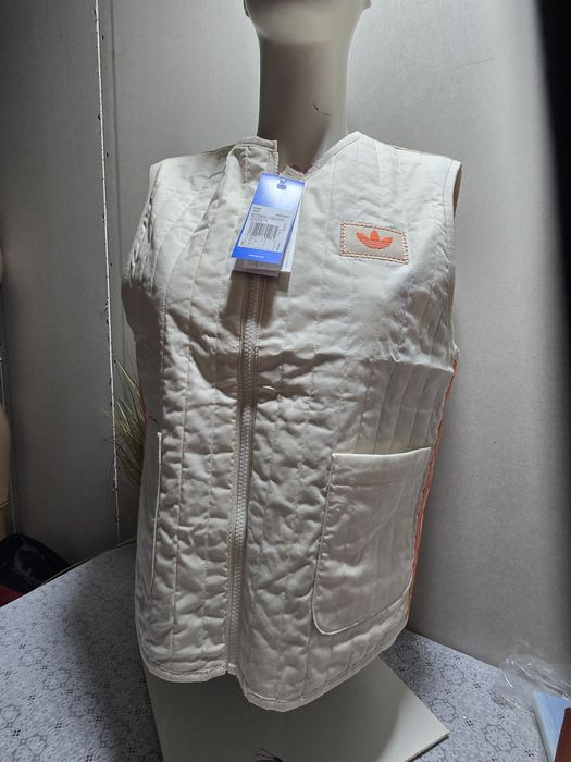Vesta dama cu 2 fete Adidas Originals editie 2025